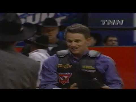 Ty Murray wins the 1999 PBR World Finals (94 pts)