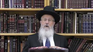 הגאון הרב אברהם יוסף שליט"א האם מותר לאישה לעשות הבדלה לעצמה (הרב אברהם יוסף) - התמונה מוצגת ישירות מתוך אתר האינטרנט יוטיוב. זכויות היוצרים בתמונה שייכות ליוצרה. קישור קרדיט למקור התוכן נמצא בתוך דף הסרטון