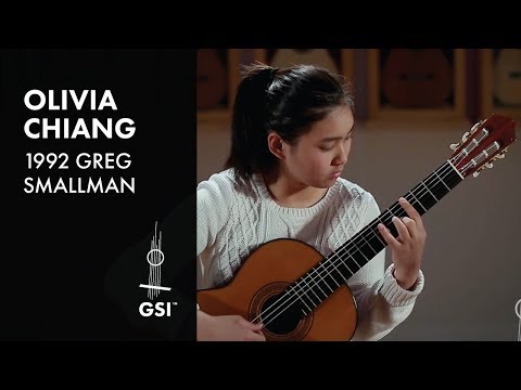 Bach's Prelude in E played by Olivia Chiang on a 1992 Greg Smallman