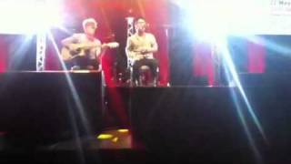 Benjamin (acoustic) - Midnight Youth