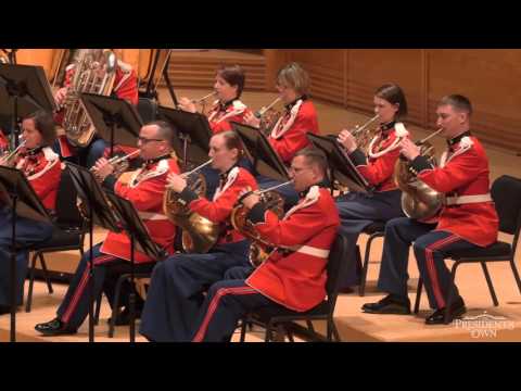 WILLIAMS Flying Theme from ET - "The President's Own" U.S. Marine Band