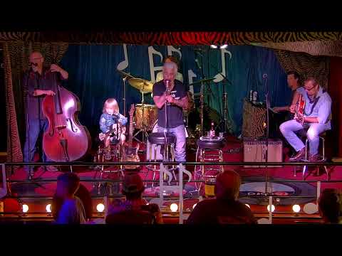 Chicken S#!T Bingo With Dale Watson!