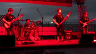 NO eXSess (NO XS) HOOBASTANK, same direction (extrait)