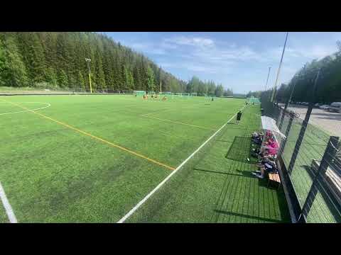 KuPS/musta 1 - KS United YJ/3