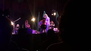 Courtney Barnett & Kurt Vile - On Script (Live at Massey Hall)