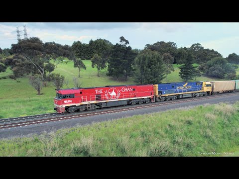 Pacific National 3MA5 Container Freight Train Climbing Lovely Banks (25/10/2022) - PoathTV Railways