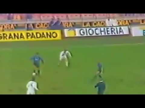 Inter Milano vs Partizan 3-0 Kup UEFA drugi mec 1 / 16 finala 1990 Milano Italija