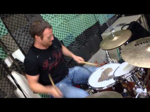Jonathan C. Stanley - Singing (with an ill voice) John Mayer, Gravity - Drum Solo