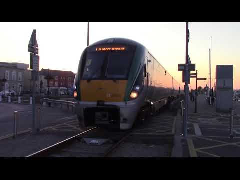 IE 22000 Class DMU 22223 - Wexford Quay - 5/6/18