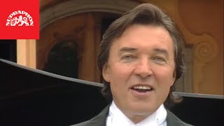 Videoklip: Karel Gott - Pojď, půjdem spát do pohádky (ft. Josef Suk a Rudolf Rokl) s textom piesne Videoklip Karel Gott - Pojď, půjdem spát do pohádky (ft. Josef Suk a Rudolf Rokl) s textom piesne