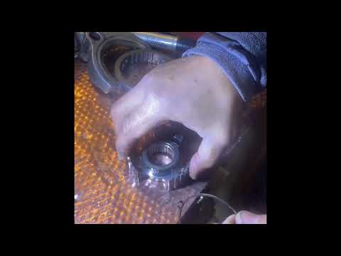 1996 Toyota Rav 4 popping out of 5th gear repair , synchro and gear replacement manual transmission