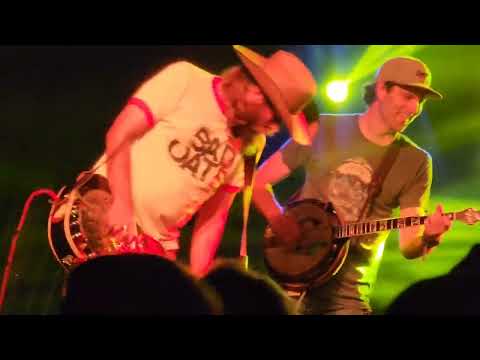 Keller Williams and The HillBenders • Rain and Snow • Grateful Dead cover