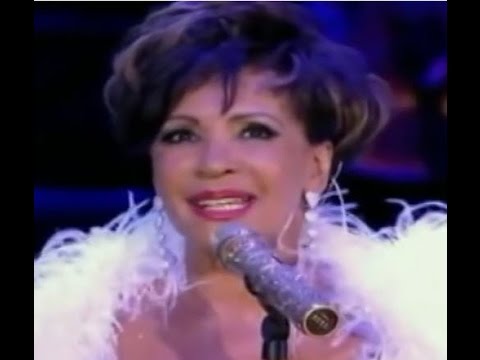 Shirley Bassey - The Girl From Tiger Bay (2009 Live at Electric Proms)