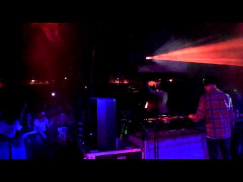 Redlight & MC Dread @ Bloc 2011