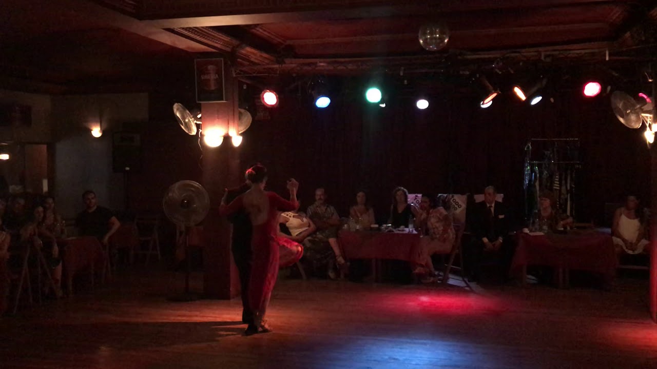 Laura Smart y Joaquín Besga - 1 "A Pan y Agua"