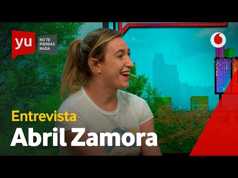 Abril Zamora presenta la novela basada en Élite: "Yo no hacía tríos con 16 años" #yuAbrilZamora