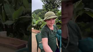 Download lagu （1077）小潘和越南媳妇小秋 给越南老丈人家修路 mp3