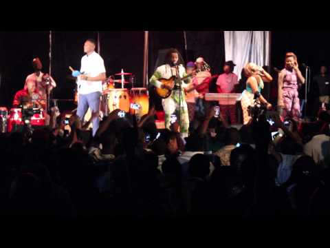 Beautiful Nubia - Owuro L'ojo (Live, April 2015)