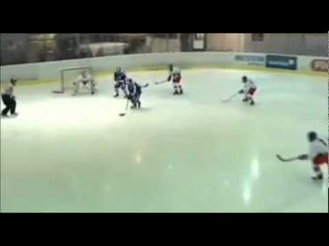 Aleksandr "Sasha" Barkov scores against Czech Republic