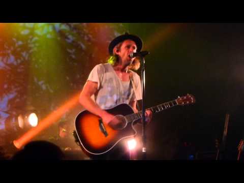 Switchfoot - "Shadow Proves the Sunshine" (Live) - Eugene, OR (11-13-13)
