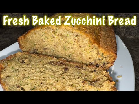 Easy and Moist Zucchini Bread