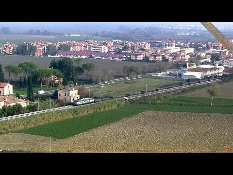 E.656 con trasporto barre di ferro a Monterotondo - E.656 with iron bars in Monterotondo