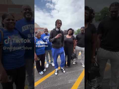 Kam Williams has moved on campus #kentuckywildcats ￼￼