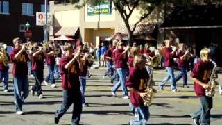 preview picture of video 'Madison Middle School Marching Band -- DSU Homecoming Parade 2009'