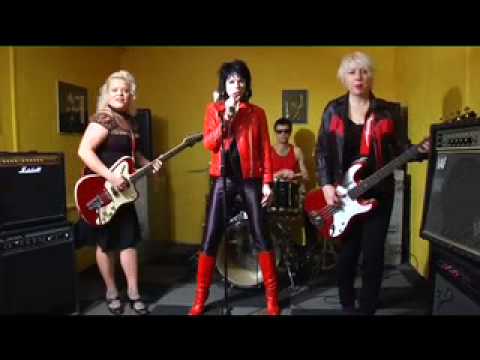 The Priscillas - (All The Way To) Holloway