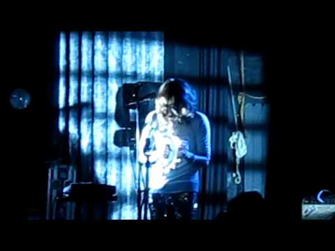 Blonde Redhead - My Plants Are Dead