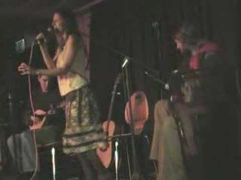 Martha Tilston "Golden Surfer"