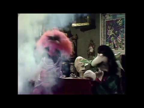 Muppet Songs: Svengali - You Do Something to Me