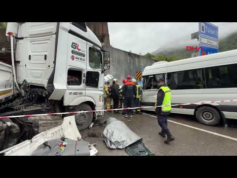 Bartın - Minibüs ile TIR çarpıştı: 1 ölü, 11 yaralı