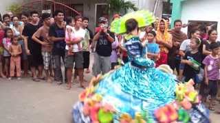 preview picture of video 'Brgy. Hipodromo Fiesta 2012 - San Guillermo & Railside Contingent [Street Dance]'