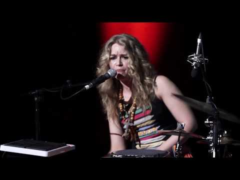 Break the box | Heidi Joubert | TEDxCesena