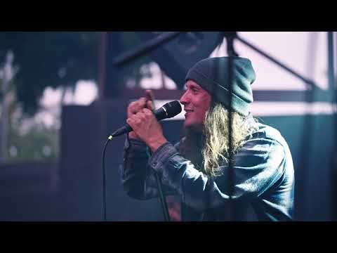 Saosin Live from the Garden Amphitheater Full Pro-Shot