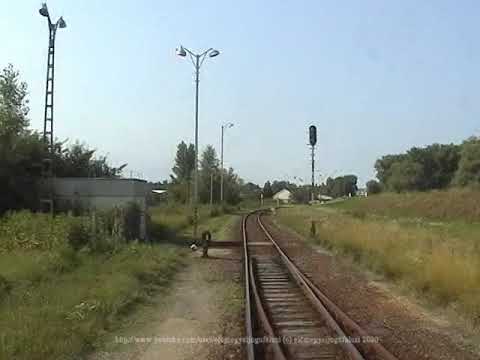 42-es vasútvonal szünetelő szakaszának Paks-Dunaújváros irányú vezetőállás videója 2004 júliusában