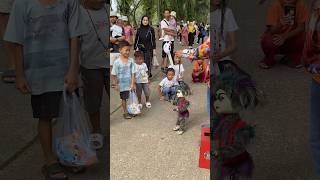 Download lagu Dancing marionette doll makes my little sibling curious 🤭 mp3