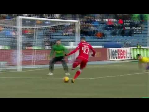 Dobrosavlevici scoate de pe linia portii mingea sutata de Reda Jaadi