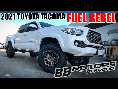 2021 TOYOTA TACOMA 4X4 TRD OFFROAD LIFTED, FUEL REBEL WHEELS, BFGOODRICH KO2