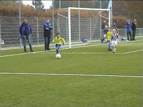 Nieuwland F2 - Hooglanderveen F3 uitslag 0-1