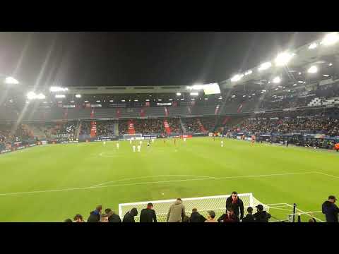 Réaction du stade apres le but d'Ivan Santini