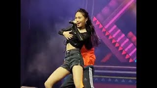 AC Bonifacio grooves to &quot;Sumayaw, Sumaya&quot; at MYX Music Awards 2018