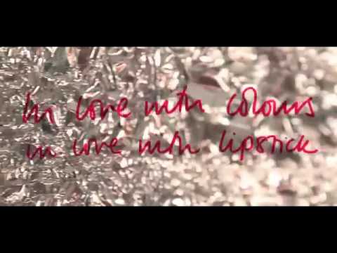 Alla pagina di Facebook Fuck Stewart,I'm Emma Watson