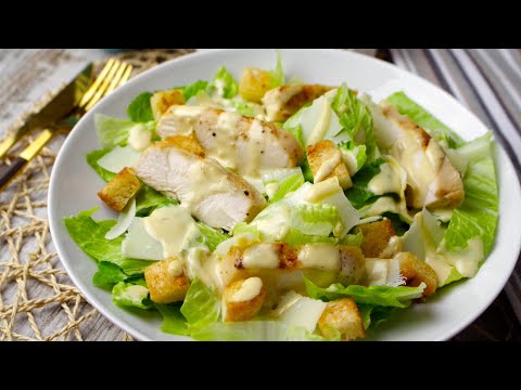 Ensalada César con pollo ¡Saludable y buenísima!