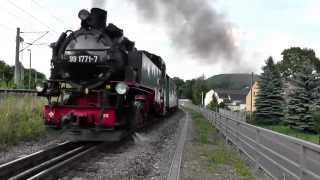 preview picture of video 'Weißeritztalbahn Ausfahrt Freital Hainsberg/ steamtrain leaving Freital- Hainsberg'