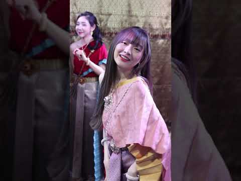 The Glass Girl trainee  (UnUn) - ปั่นป่วน