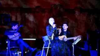 Mariza singing &#39;Tasco da Mouraria&#39; at the Torre de Belém
