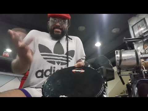 Carlos Café do pandeiro #Partido alto 3 ( Na Ferinha da Pavuna e Velho Ditado)