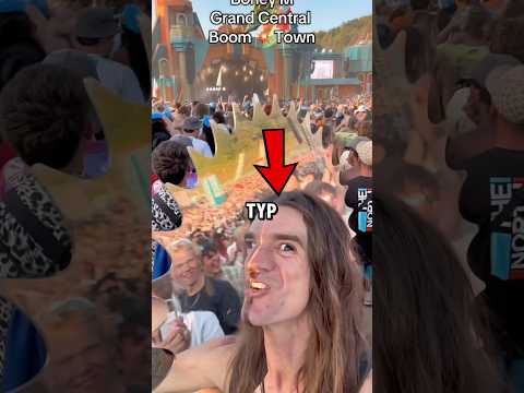 This man has two faces… 😳